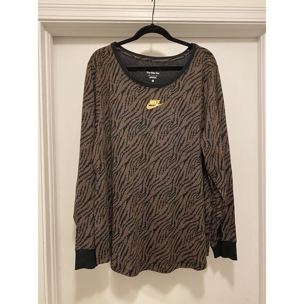 Women's Nike Plus Size FZ2463 Black Gold Long Sleeve Sportswear Essentials Shirt